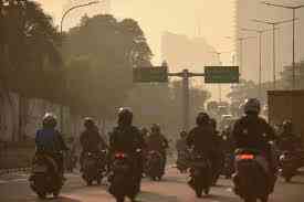 5 Langkah Kecil Warga Mengatasi Polusi Udara Jakarta
