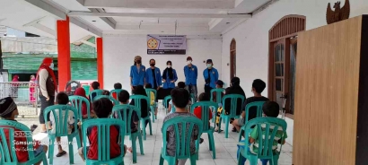 PKM-Sastra Indonesia Universitas Pamulang "Penyuluhan Literasi Terhadap Anak"