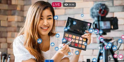 Tren Live Streaming dalam E-commerce: Berbelanja Sambil Menonton Langsung