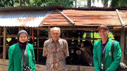 Mahasiswa KKN Universitas Andalas Dukung Program Prioritas Pengembangan Peternakan Sumatera Barat 