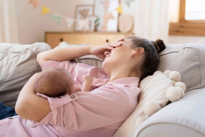 Pemicu Stres dan Cara Mengatasinya pada Ibu Menyusui