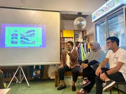 Kolaborasi JNE Bersama Tab Space, Mengusung Kegiatan Produksi Karya Seni Seniman Disabilitas di Bandung