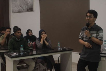 GNRM Unair Ajak Generasi Muda Aware terkait Isu Keamanan Digital melalui Workshop Cak EDI di Kota Malang