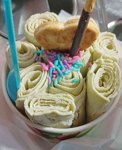 Ice Cream Roll Mencipta Pengalaman Baru Menikmati Es Krim