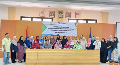 Kolaborasi PKM Universitas Persada Indonesia YAI bersama UMKM Jawara Depok Dalam Pelatihan Perijinan, Vidiography, Branding untuk Produk Kuliner