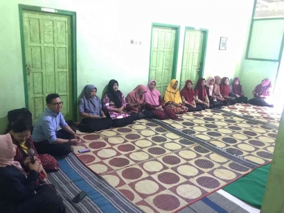 Pengembangan Koperasi ISM Manggar Sari Kab. Pacitan Melalui Pelatihan Diversifikasi Produk Gula Semut Kelapa
