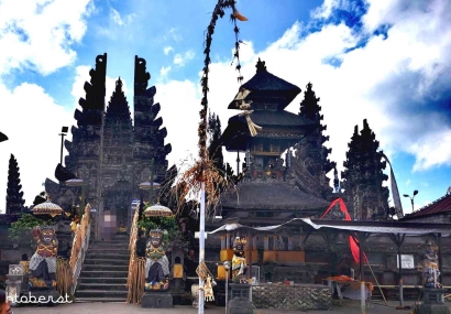 Menengok Keindahan Pura Ulun Danu Batur di Bali
