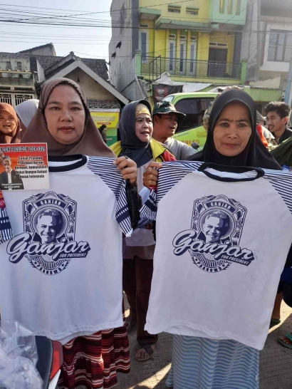Ratusan Emak-emak di Kabupaten Bandung Masuk Simpul Relawan Ganjar Pranowo, Begini Tanggapan IKA Muda Unpad