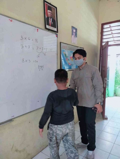 Kampus Mengajar Memberi Solusi di Era Pandemi, Mahasiswa Kembali ke Daerah untuk Mengabdi
