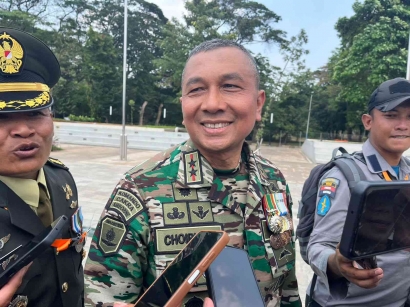 Pangdivif 3 Kostrad Bertindak sebagai Komandan Upacara dalam HUT ke-78 TNI