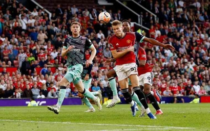 Premier League: Sempat Tertinggal, Man United Menang 'Comeback' 2-1  Atas Brentford