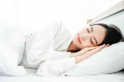 Meratapi Malam Minggu Tanpa Pasangan? Tidur Cepat adalah Solusinya dan Rasakan 5 Manfaat dari Tidur Cepat