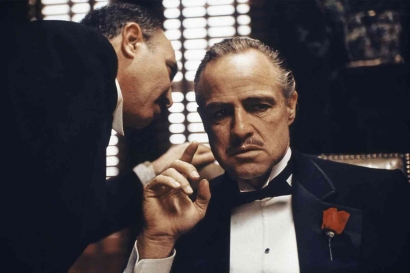 The Godfather (1972): Tonggak Perfilman Hollywood Bertema Gangster