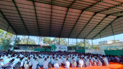 Kegiatan Peringatan Maulid Nabi Muhammad SAW di SMK Negeri 1 Singosari