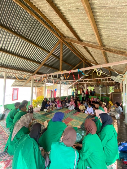 Kegiatan Pengajian di Dayah Bustanul Ahyar oleh Kelompok 70 KKN-PPM Unimal desa Blang Teurakan, Sawang