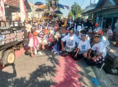 Kemeriahan Karnaval Memperingati HUT RI Ke-78 di Desa Sambogunung