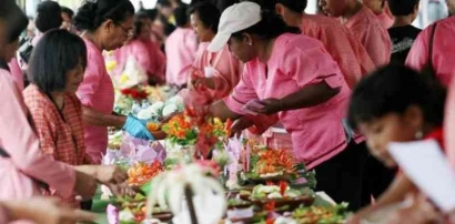 "Makan Patita", Tradisi Unik Masyarakat Maluku dan Muatan Nilai yang Terkandung di Dalamnya