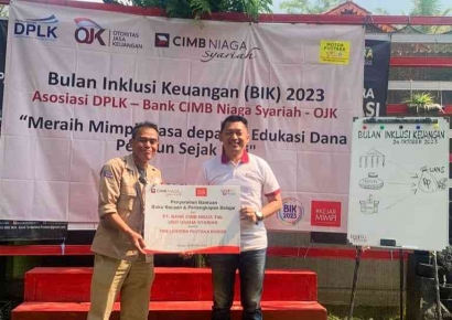 Bank CIMB Niaga Syariah Salurkan Donasi Buku Bacaan ke TBM Lentera Pustaka Bogor