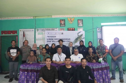 IPB University Bersama PT Adaro Indonesia Mengadakan Pendampingan Budidaya Lobster Air Tawar di Desa Gudang Seng, Barito Timur