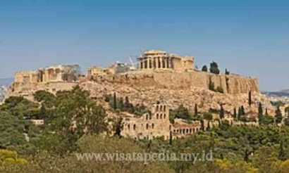 Mengenal Lebih Dekat Akropolis Athena