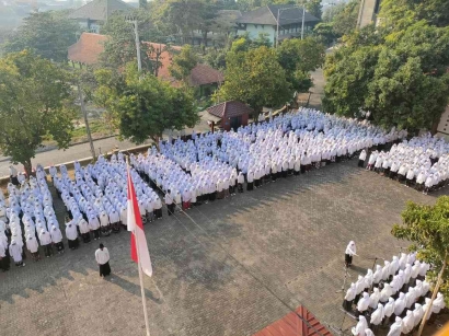 Peringatan Hari Santri Nasional di Ma'had Al-Jamiah Walisongo Semarang sebagai Implementasi Nilai-nilai Pancasila