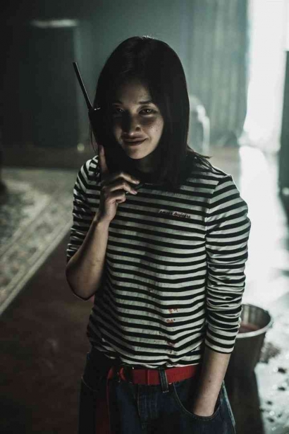 Menggali Kecenderungan Antisosial dalam Kepribadian Young Sook: Analisis Mendalam Film "The Call" Karya Lee Chung Hyeon