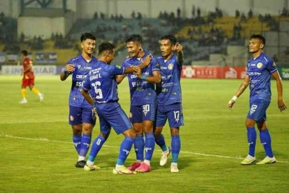 Review dan Klasemen Liga 2 Grup 1 Pekan ke-8: Persiraja Disalip Semen Padang, PSDS Keok Lagi