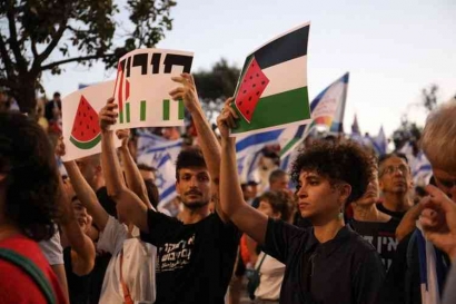 Semangka dan Keffiyeh: Sejarah Simbol Perlawanan dan Solidaritas Palestina
