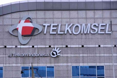 Telkomsel: Membangun Jaringan Komunikasi Terkemuka di Indonesia