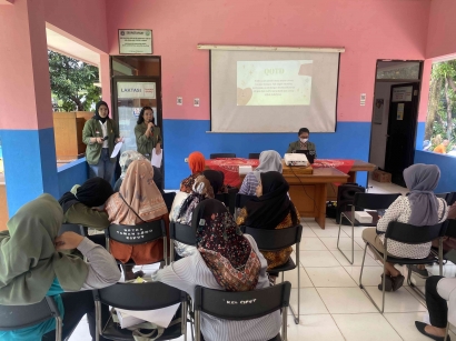 Mahasiswa Penerima KJMU UPN Veteran Jakarta Melakukan Kegiatan Penyuluhan Kesehatan di 14 Kelurahan