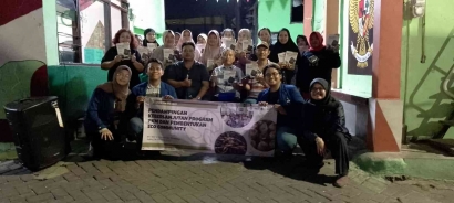 Gandeng Mahasiswa ITS, Masyarakat Kampung Bratang Gede Stren Kali Jagir Olah Limbah Organik Menjadi Produk Potensi Wirausaha