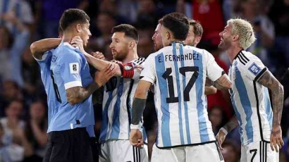Messi Terlibat Keributan hingga Mencekik Olivera di Laga Argentina Vs Uruguay