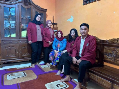 Edukasi Pendaftaran Izin Usaha UMK oleh Mahasiswa Fakultas Hukum Universitas Muhammadiyah Malang
