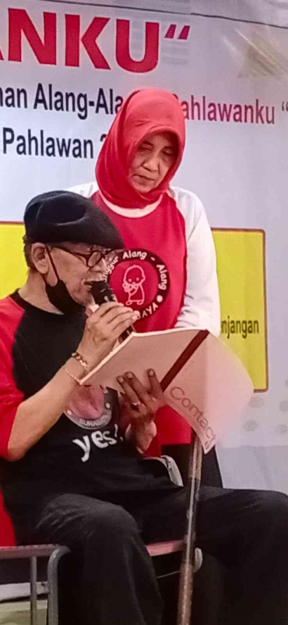 Pahlawanku, Buku Antologi Puisi Karya Anak-anak Jalanan Surabaya