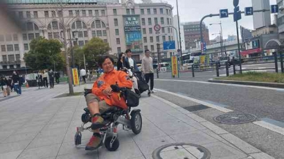 Cerita tentang Kepedulian Kyoto untuk Disabilitas dan Prioritas di Sepanjang Pedestrian Kota