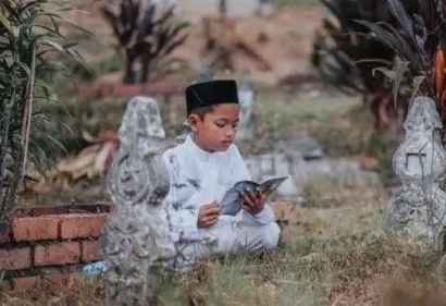 Pengasuhan Anak Yatim Menurut Syariat Islam dan Al-Quran