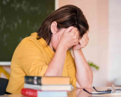Menuju Guru Sejahtera: Penyebab Guru Mengalami Stres dan Upaya Pengendalian