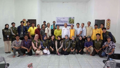 Sosialisasikan Bioimunisasi Benih Padi, IPB Berikan Pendampingan Petani Padi di Barito Timur untuk Menekan Biaya Pemeliharaan Padi