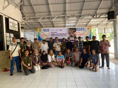 OVOC Beri Pendampingan dan Transfer Teknologi pada Peternak Sapi Pedaging di Desa Sumber Rejeki, Kalimantan Selatan