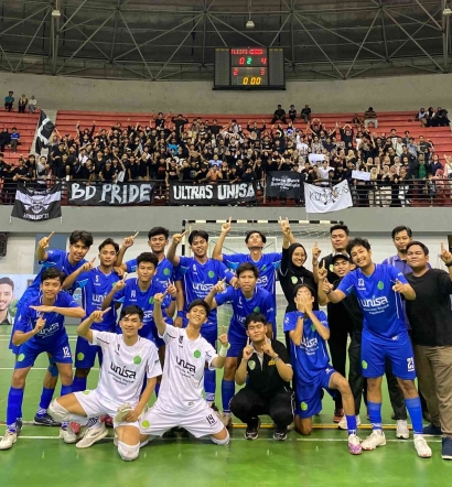 Tim Futsal Putra FIKES UNISA Raih Juara di Ajang Futsal Tingkat Nasional, Farmasi CUP 2023