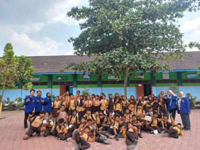 Sosialisasi Pencegahan Bullying di SDN Sidorejo 03 Blitar oleh Mahasiswa Pendidikan Geografi Universitas Negeri Malang
