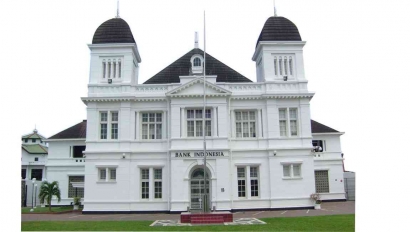 Bangunan-Bangunan Kolonial Belanda: Saksi Bisu Sejarah Indonesia
