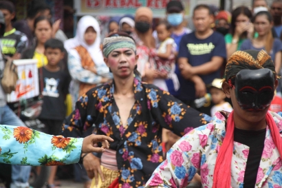 Transgender dalam Berbagai Perspektif di Indonesia