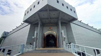 Museum Keprajuritan Indonesia, Bangunan Luarnya Megah, Koleksinya Kurang Terawat
