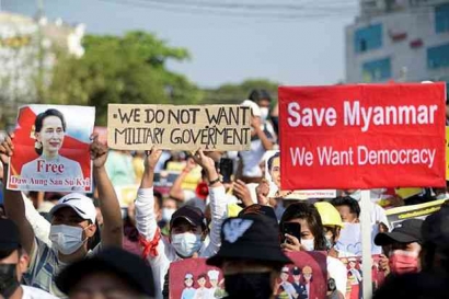 Aktivisme Digital dalam Pemberontakan di Myanmar: Media Sosial Sebagai Strategi Aspirasi Publik