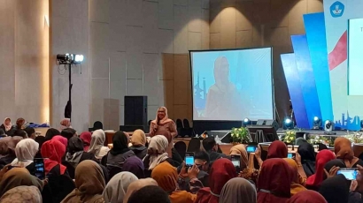 Apa yang terjadi di Simposium Guru Penggerak 2023 Kota Palembang?