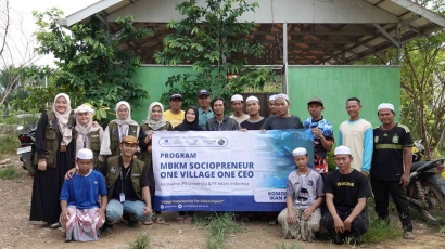 Inovasi Pemijahan dan Coating Pakan: Dosen IPB Pimpin Pendampingan Produksi Ikan Papuyu di Kalimantan Selatan