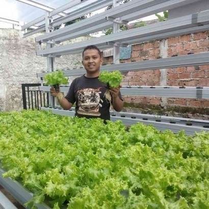 Perjalanan Endud Badrudin Seorang Pemilik Farmer House Hidroponik Sukabumi