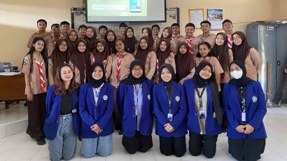 Edukasi Kesehatan Reproduksi Wujudkan Remaja Sehat Cegah Stunting di SMAN 1 Puncu, Kabupaten Kediri