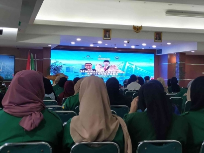 Kegiatan Pengenalan Lingkungan Persekolahan 2 (PLP 2) Mahasiswa FKIP UHAMKA di SMK Bina Nusa Mandiri